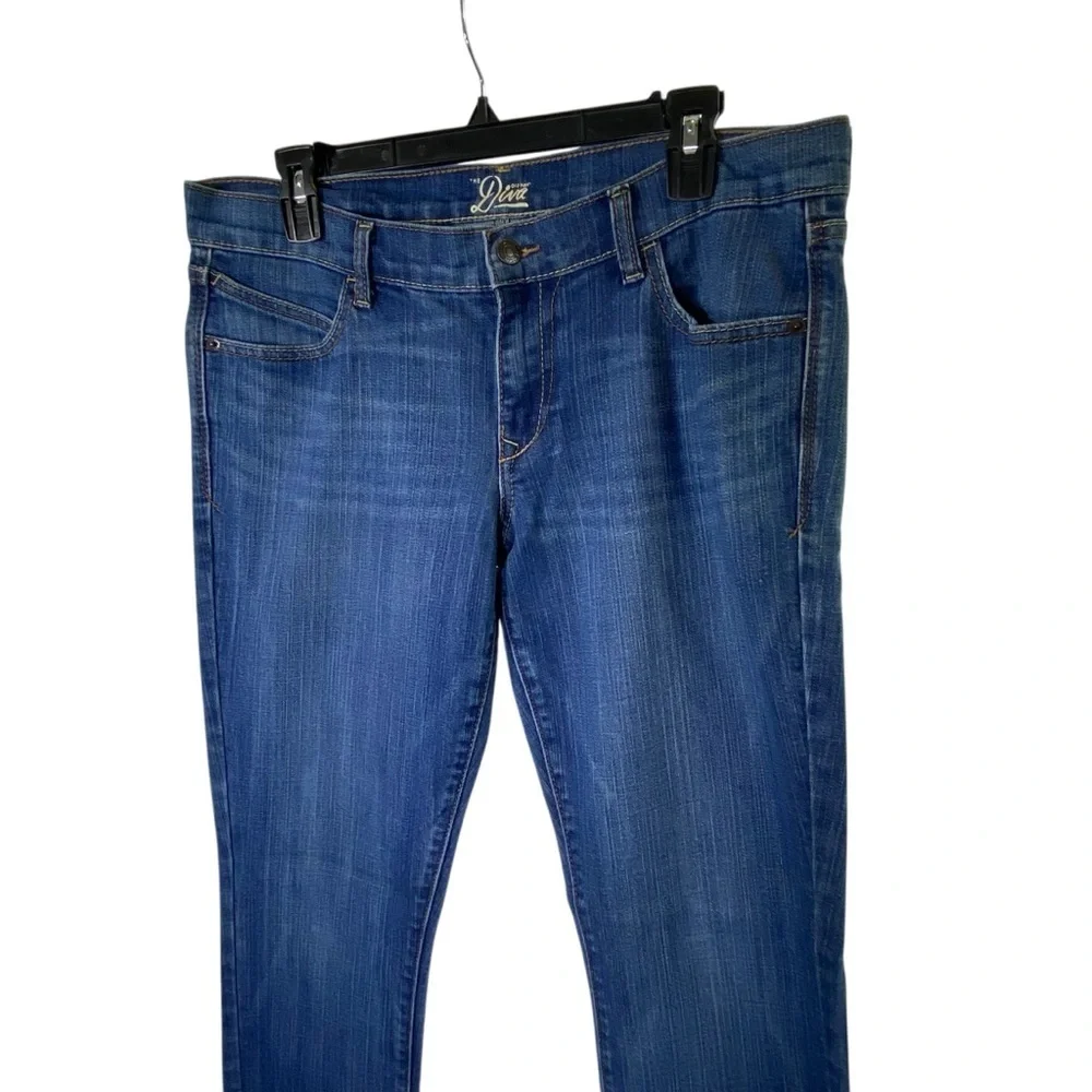 OLD NAVY Women's size 12 Long Diva Skinny Medium wash Blue Denim Jeans